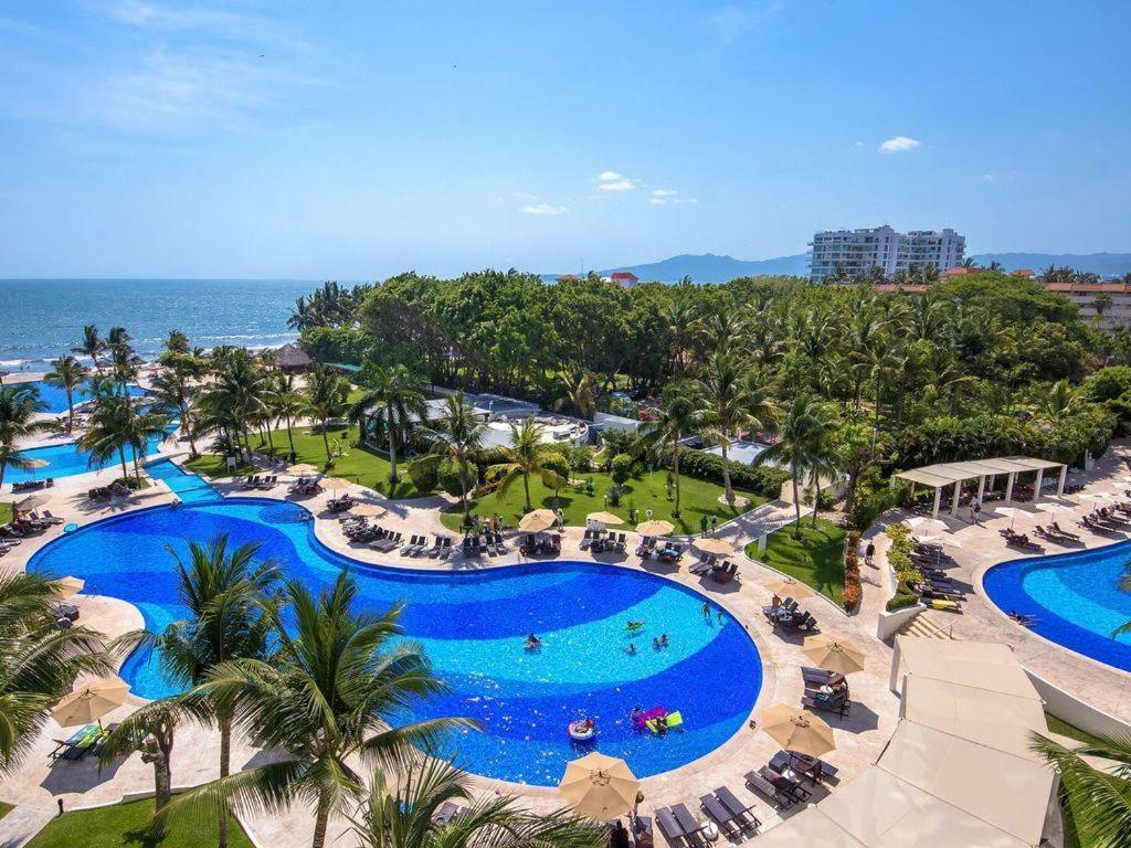 Breathtaking Villa Magna Beachfront Condo, 3 Bedrooms Sleeps 6 นวยโวบาญาร์ตา ภายนอก รูปภาพ
