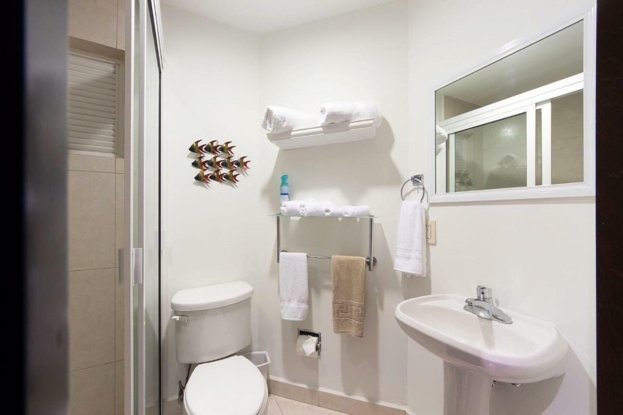 Breathtaking Villa Magna Beachfront Condo, 3 Bedrooms Sleeps 6 นวยโวบาญาร์ตา ภายนอก รูปภาพ