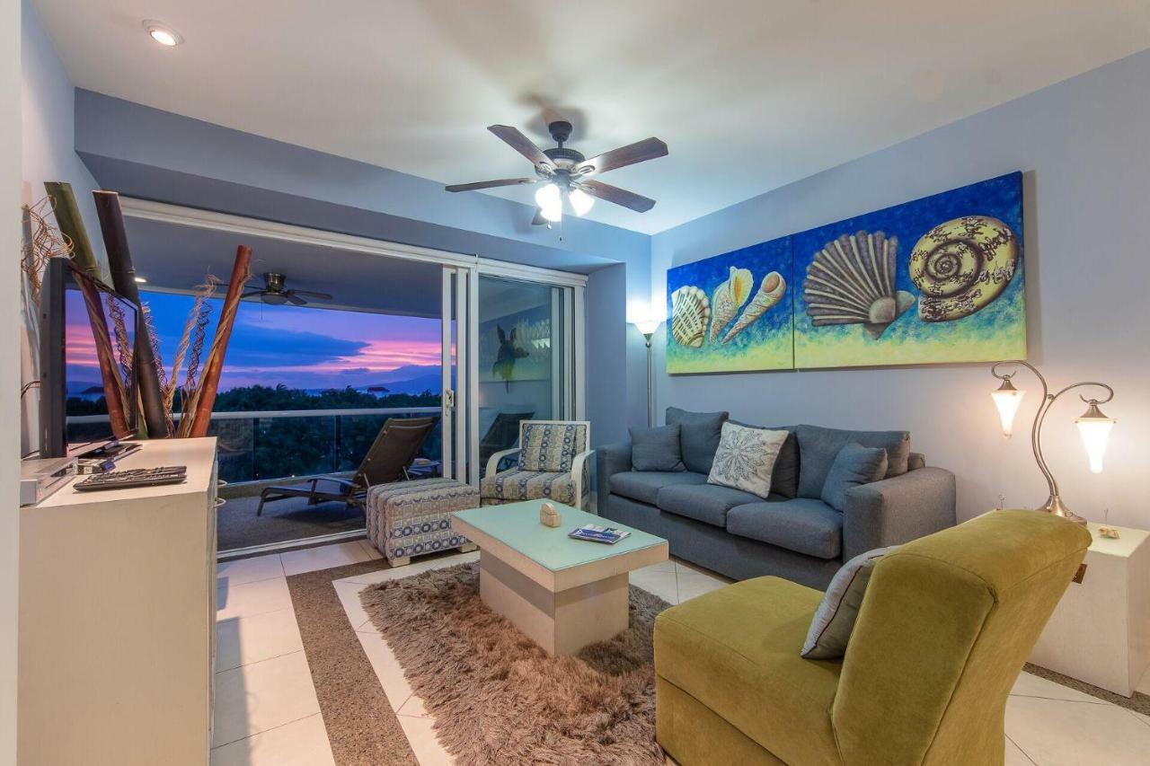 Breathtaking Villa Magna Beachfront Condo, 3 Bedrooms Sleeps 6 นวยโวบาญาร์ตา ภายนอก รูปภาพ