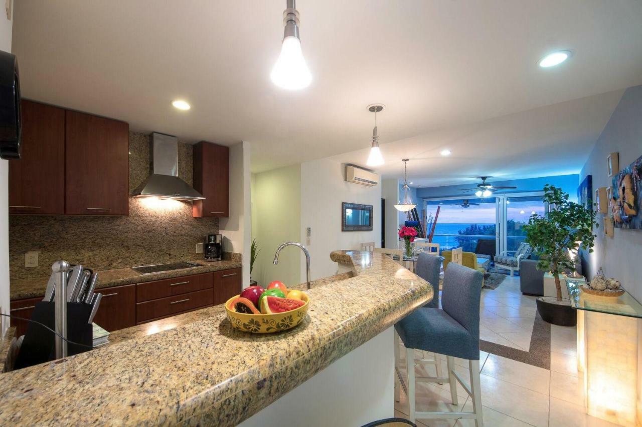 Breathtaking Villa Magna Beachfront Condo, 3 Bedrooms Sleeps 6 นวยโวบาญาร์ตา ภายนอก รูปภาพ